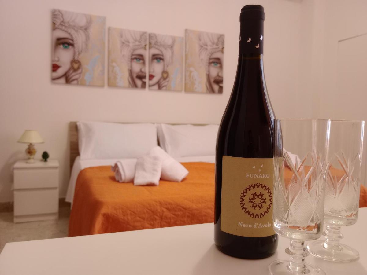 La Valigia Sul Letto Bed & Breakfast CTA Exterior foto