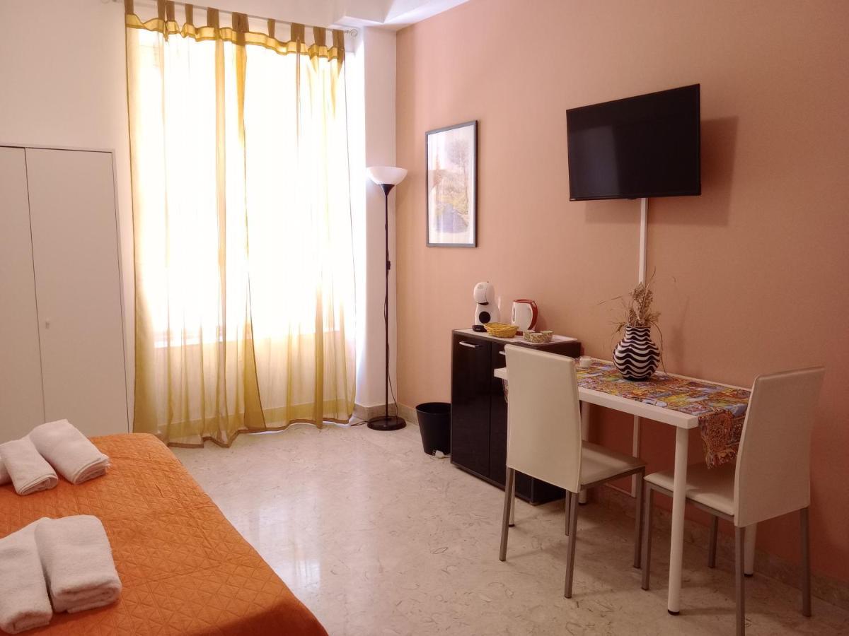 La Valigia Sul Letto Bed & Breakfast CTA Exterior foto